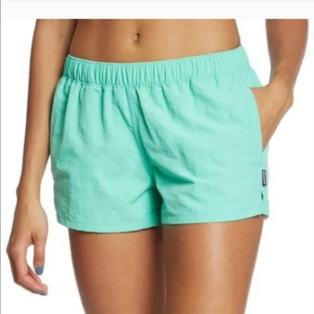 patagonia women's barely baggies 2.5'' shorts